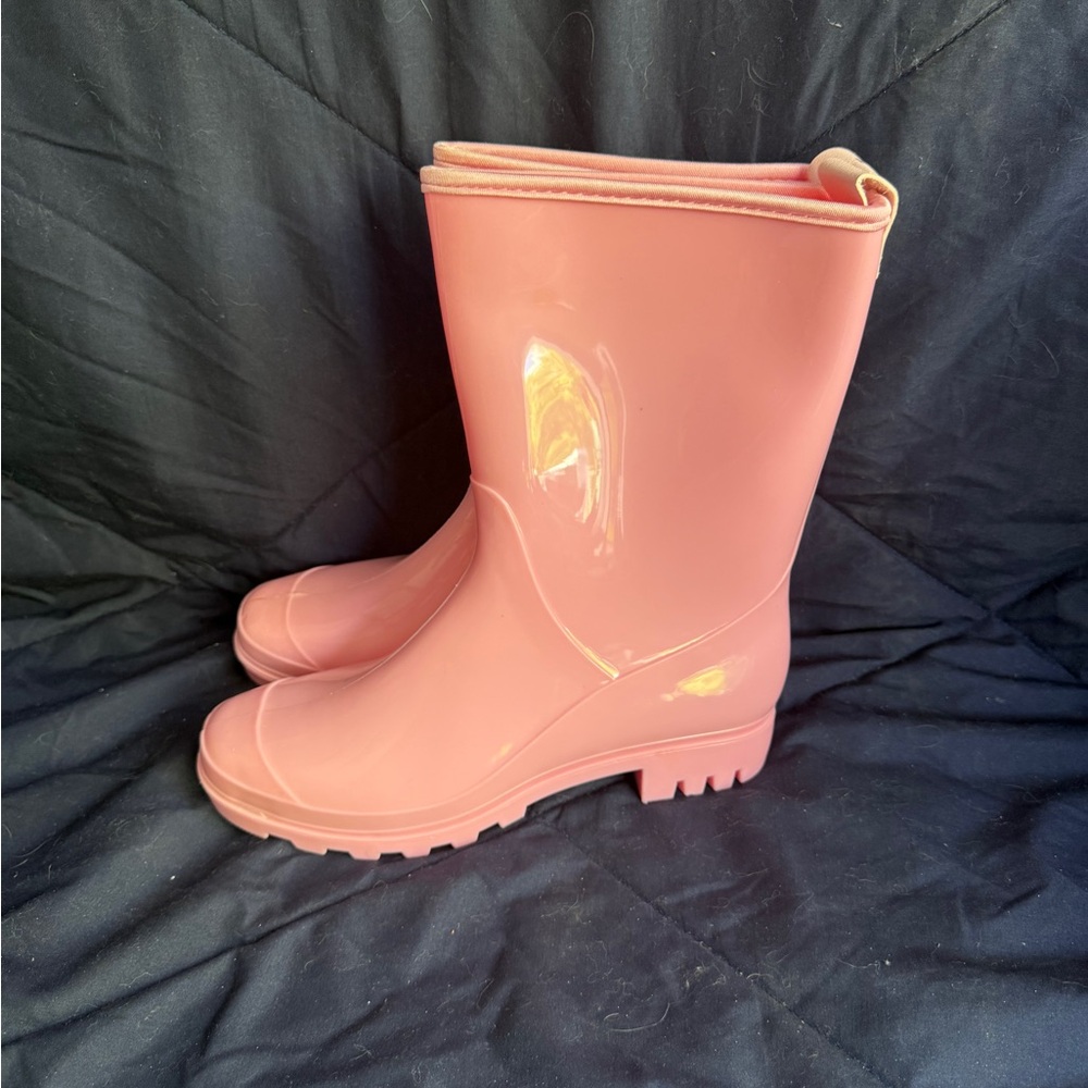 Women's Pink Rain Boots